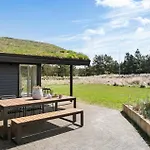 Beautiful In With Kitchen Holiday home
