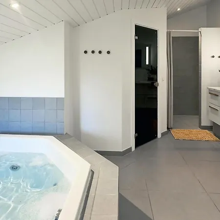 Beautiful In With Kitchen Nyaraló *